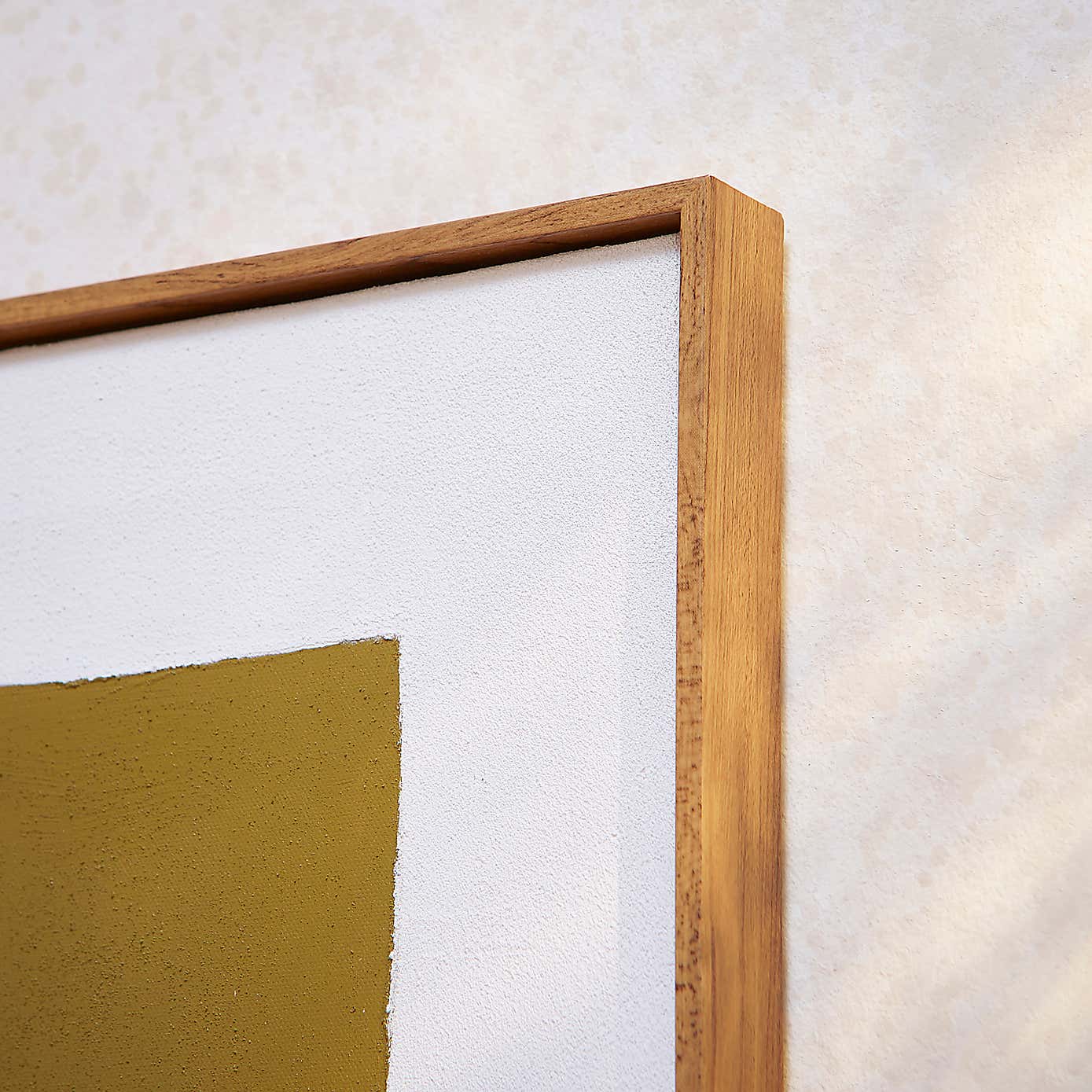 Carousel zoom image position 2 of 3