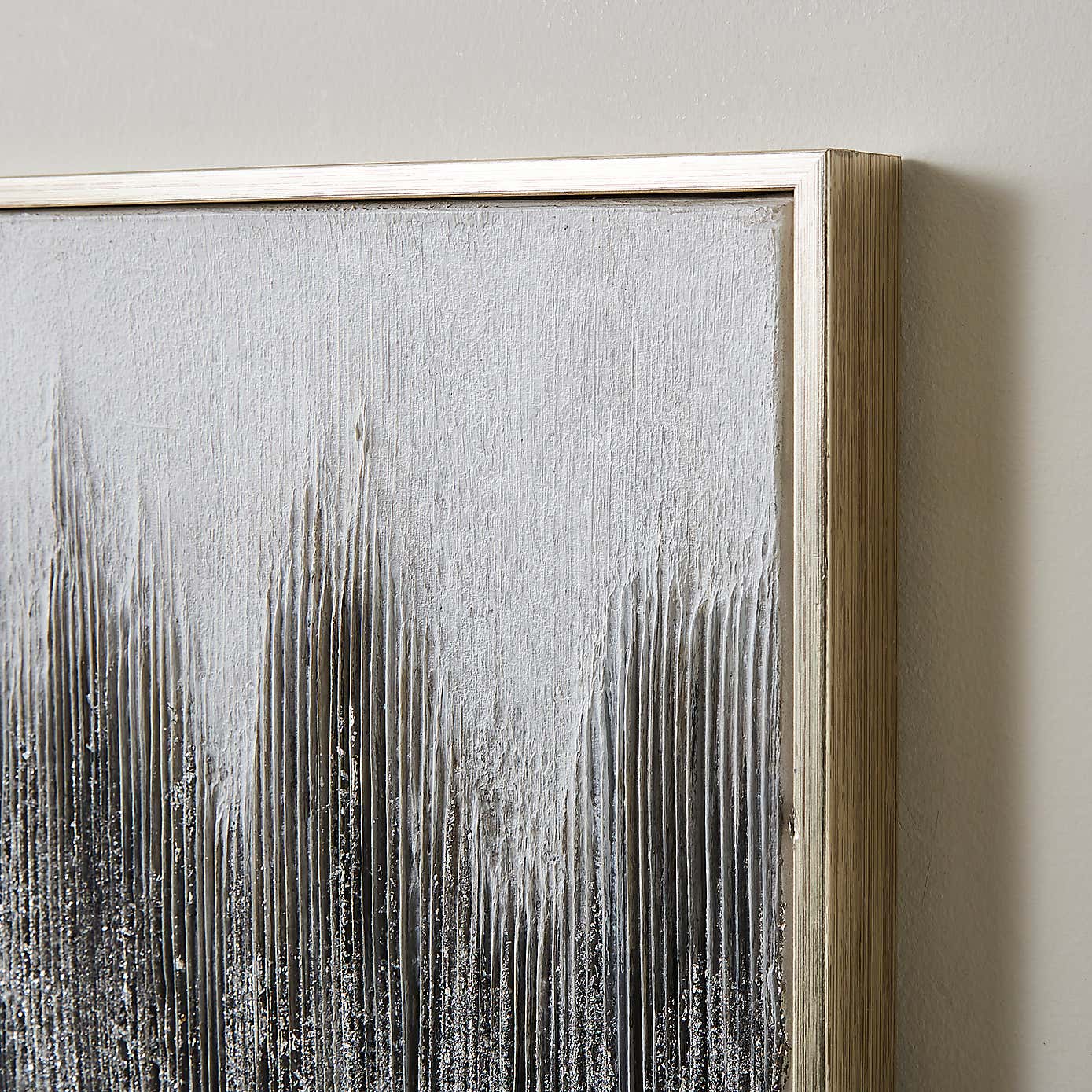 Carousel zoom image position 2 of 3