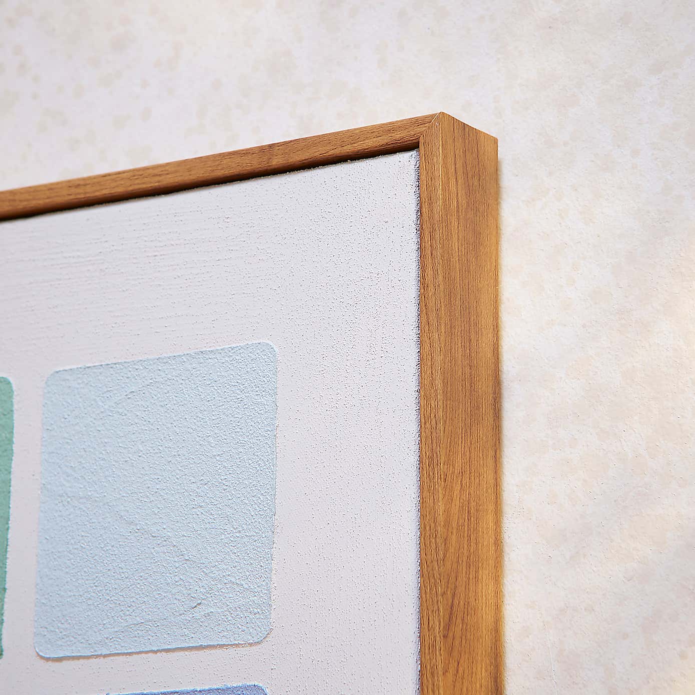 Carousel zoom image position 2 of 3