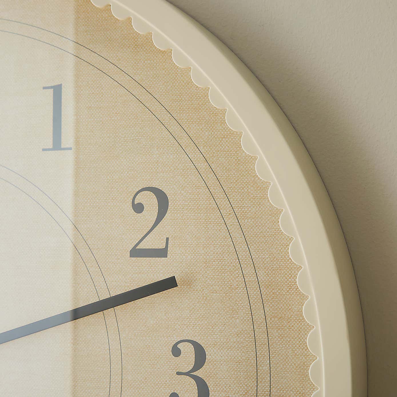 Carousel zoom image position 2 of 3