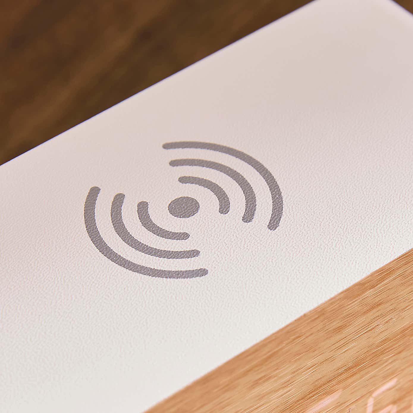 Carousel zoom image position 2 of 3