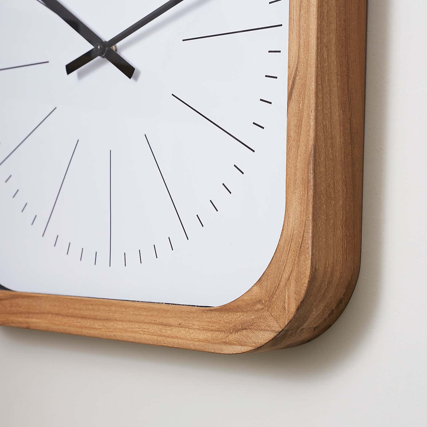 Carousel zoom image position 2 of 3