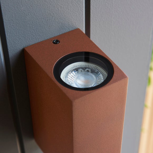 Carousel navigation image position 4 of 6