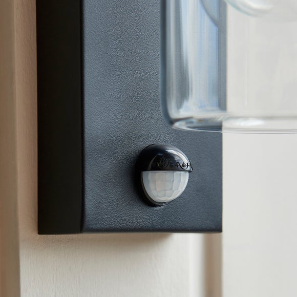 Carousel navigation image position 3 of 6