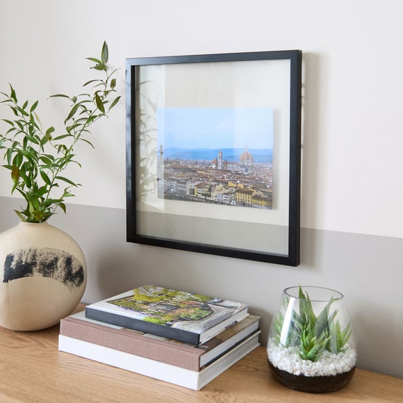 Carousel navigation image position 1 of 3