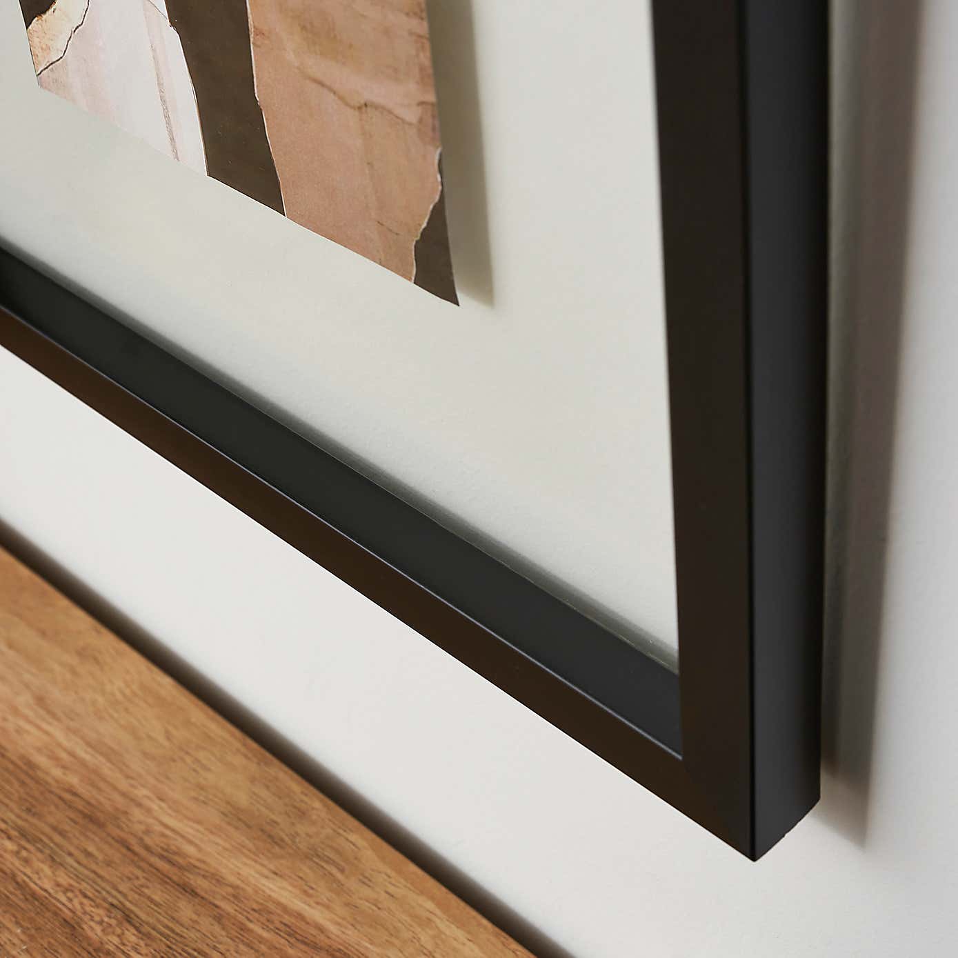 Carousel zoom image position 2 of 3