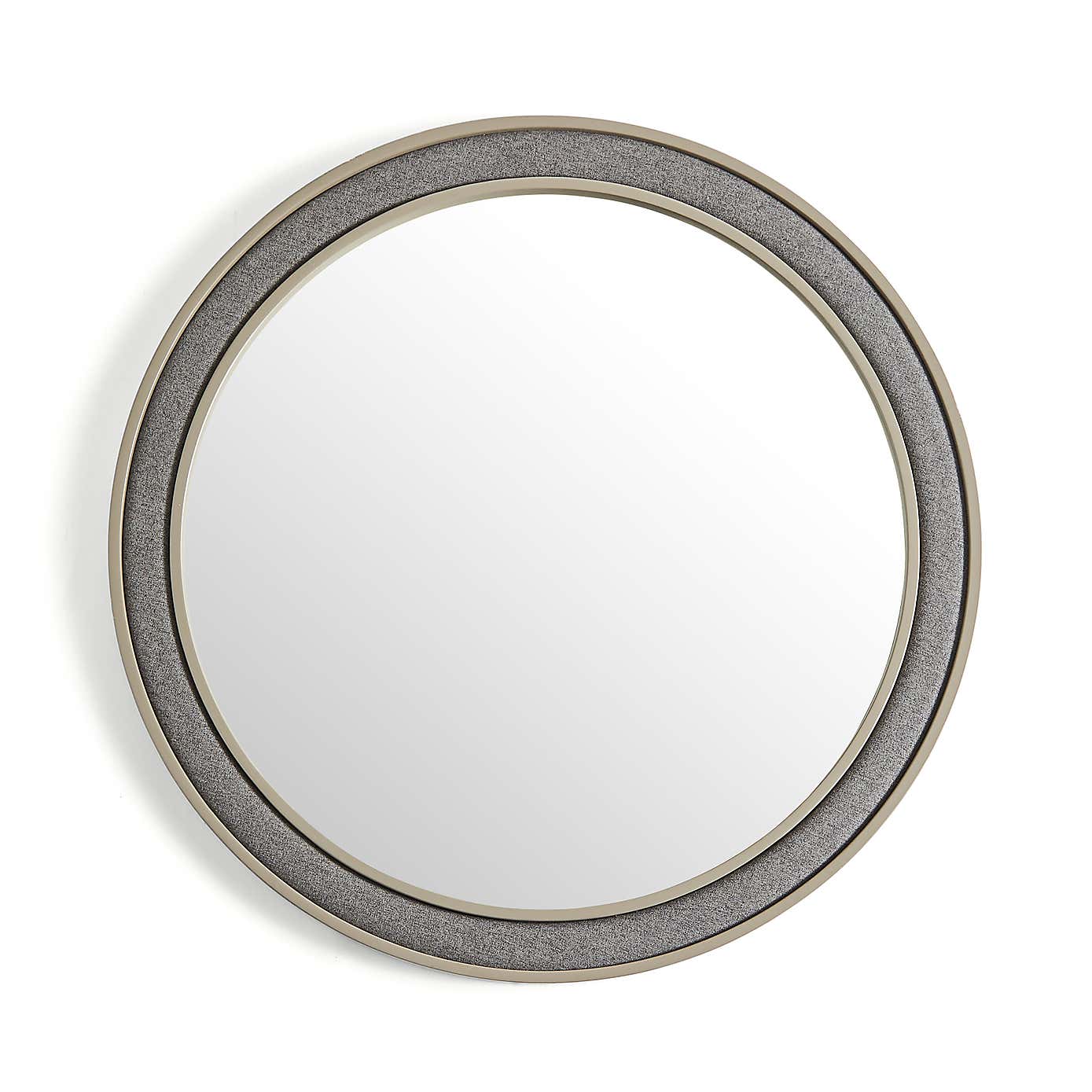 Carousel zoom image position 3 of 3