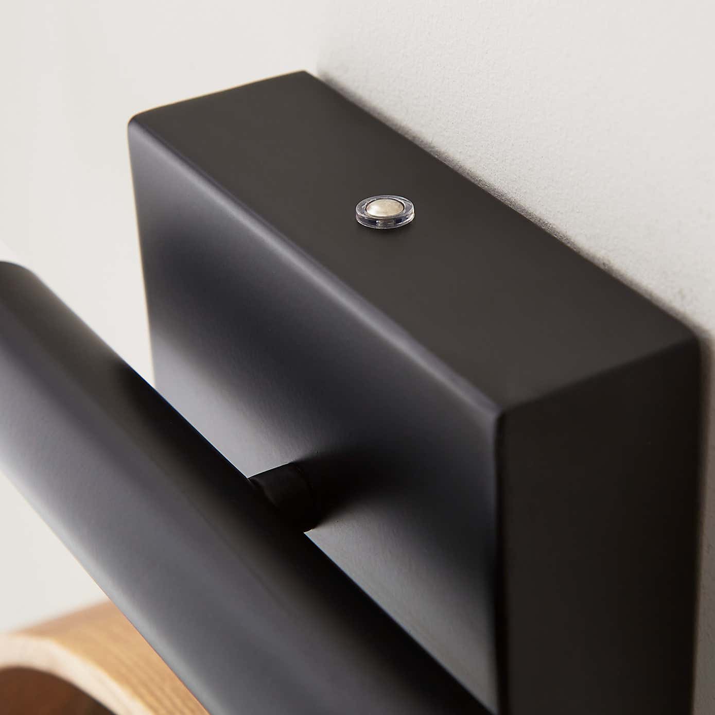 Carousel zoom image position 6 of 7