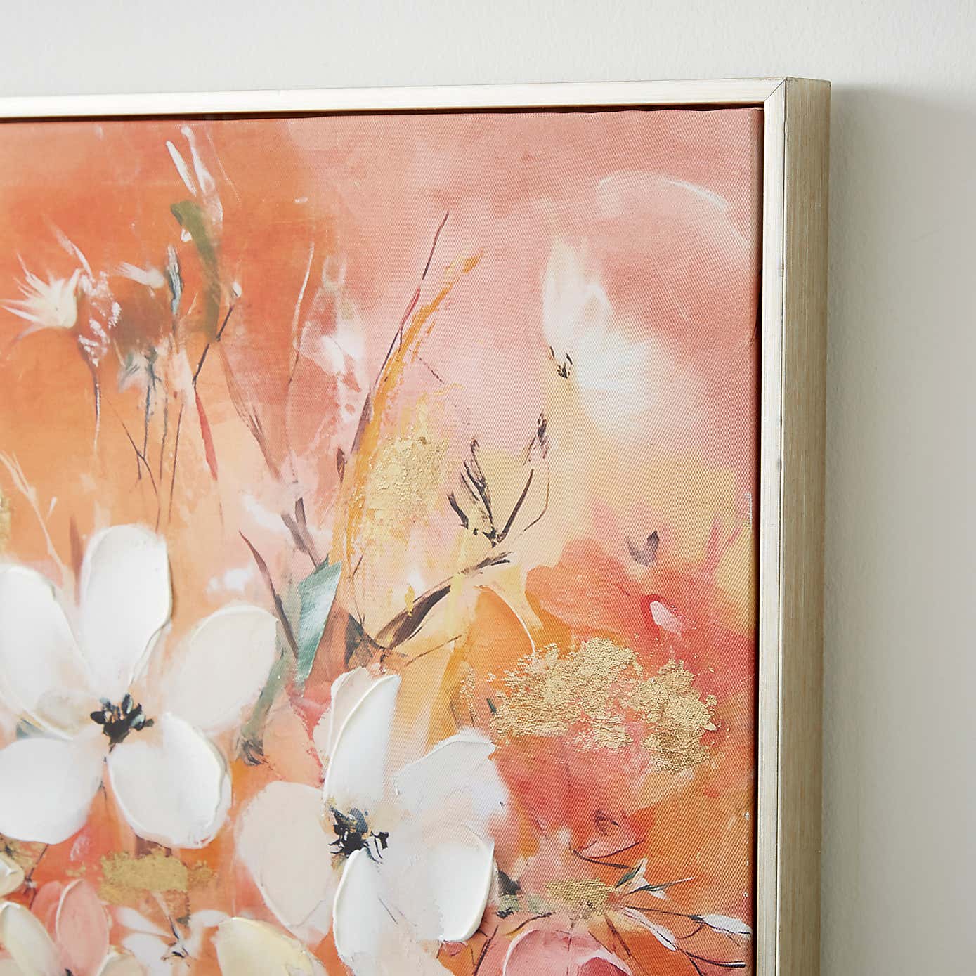 Carousel zoom image position 2 of 3