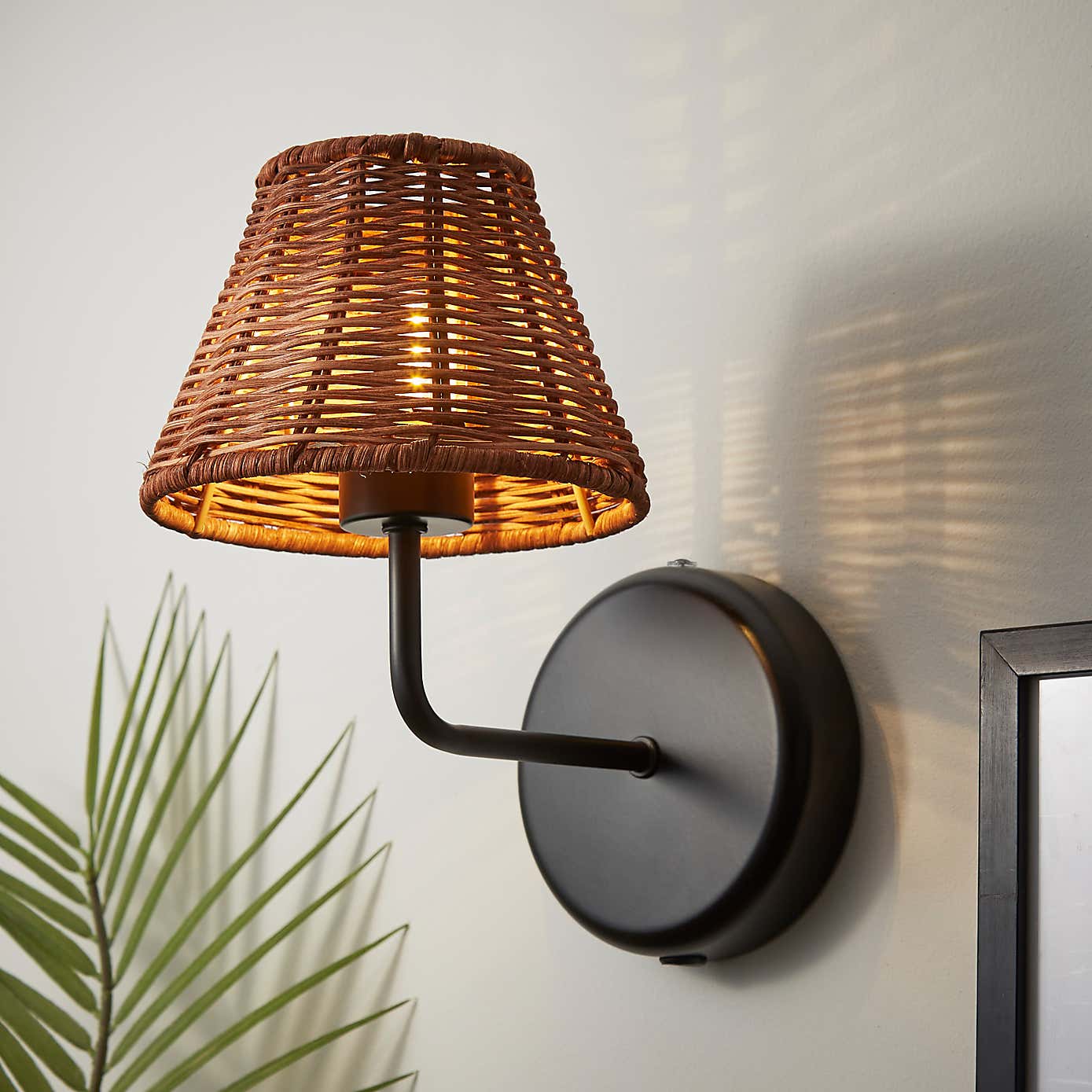 Carousel zoom image position 3 of 8