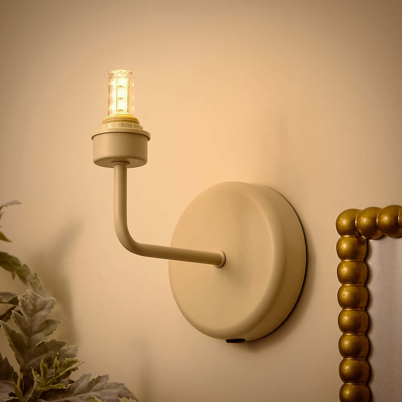 Carousel zoom image position 2 of 8