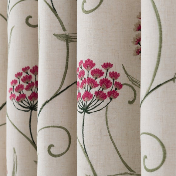 Carousel navigation image position 3 of 6