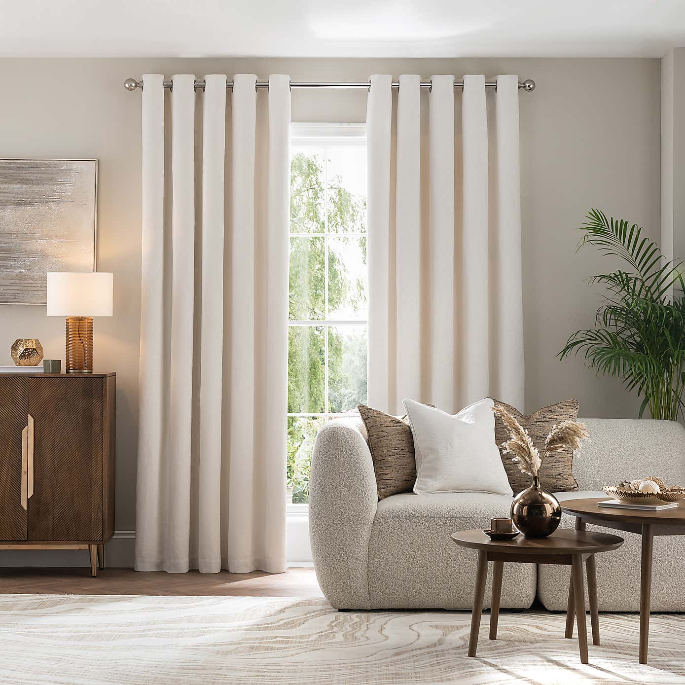 Carousel zoom image position 2 of 5