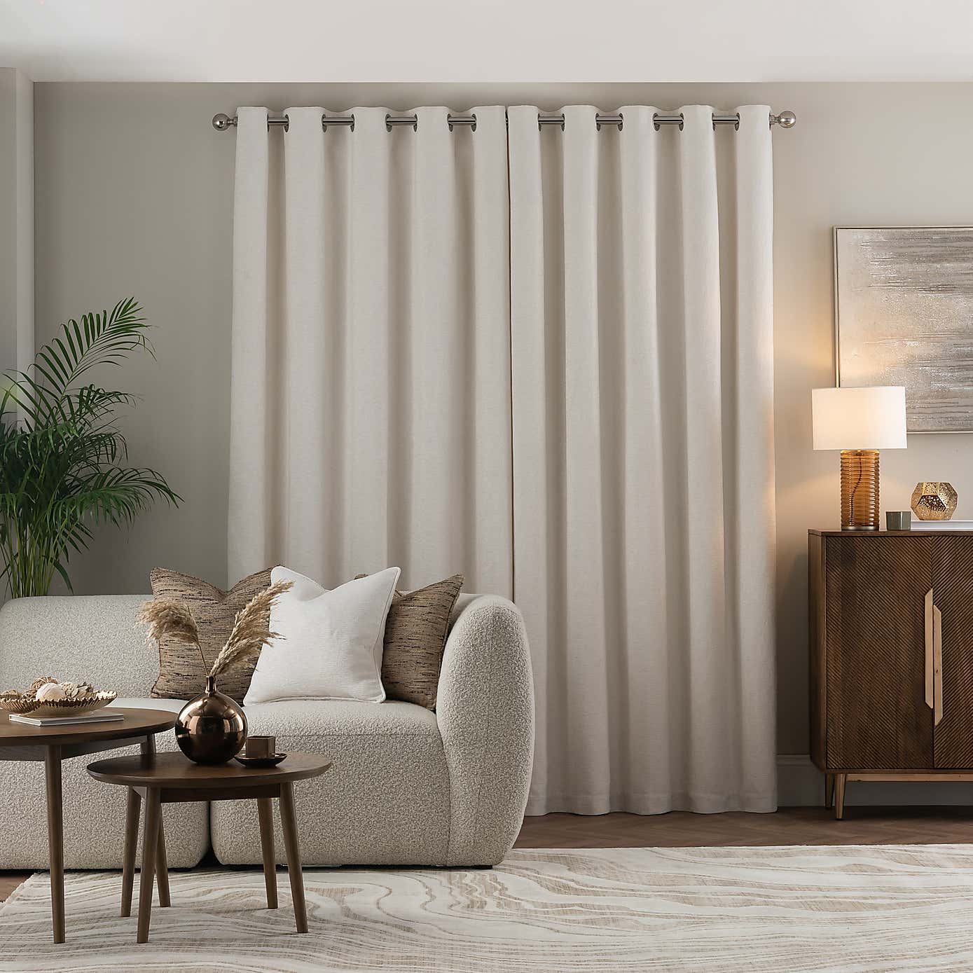 Carousel zoom image position 4 of 5