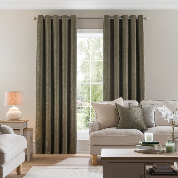 Carousel navigation image position 2 of 8