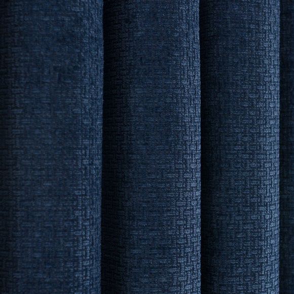 Carousel navigation image position 3 of 6