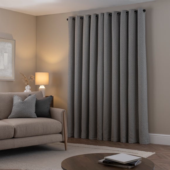 Carousel navigation image position 4 of 6