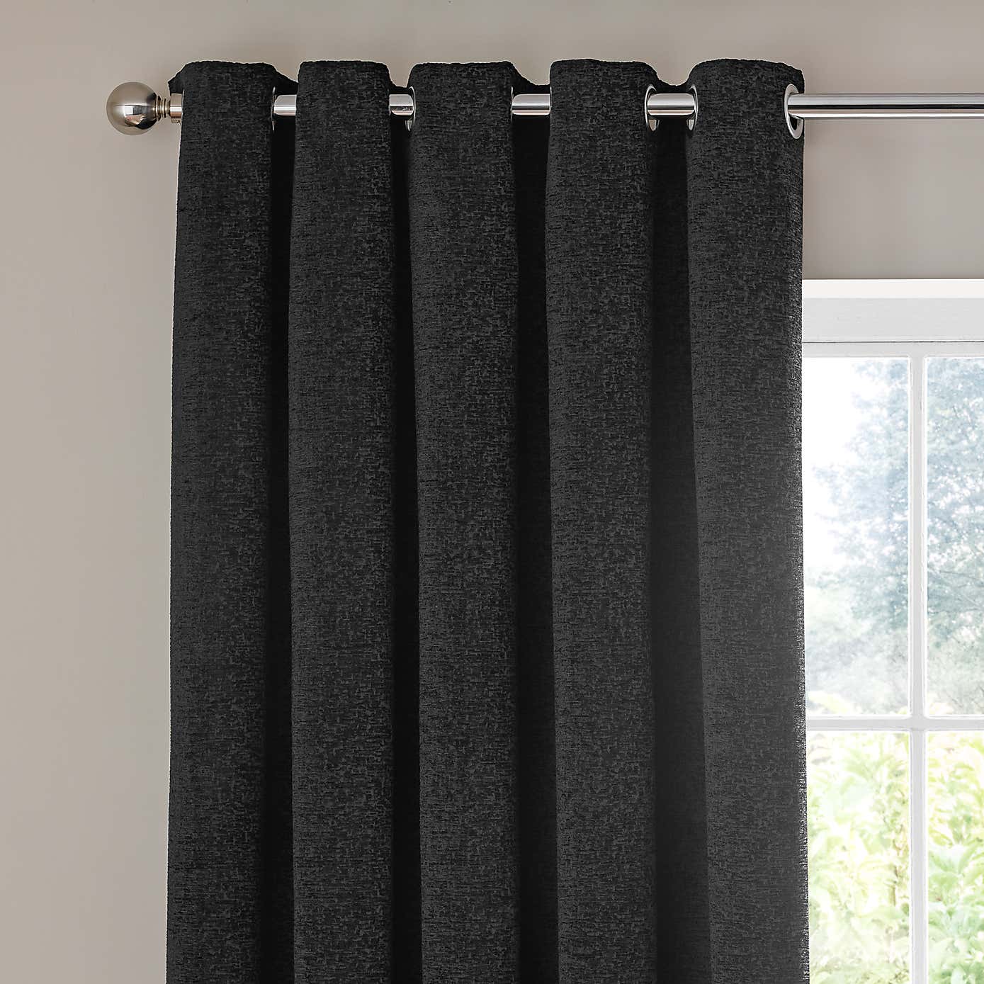 Carousel zoom image position 1 of 5