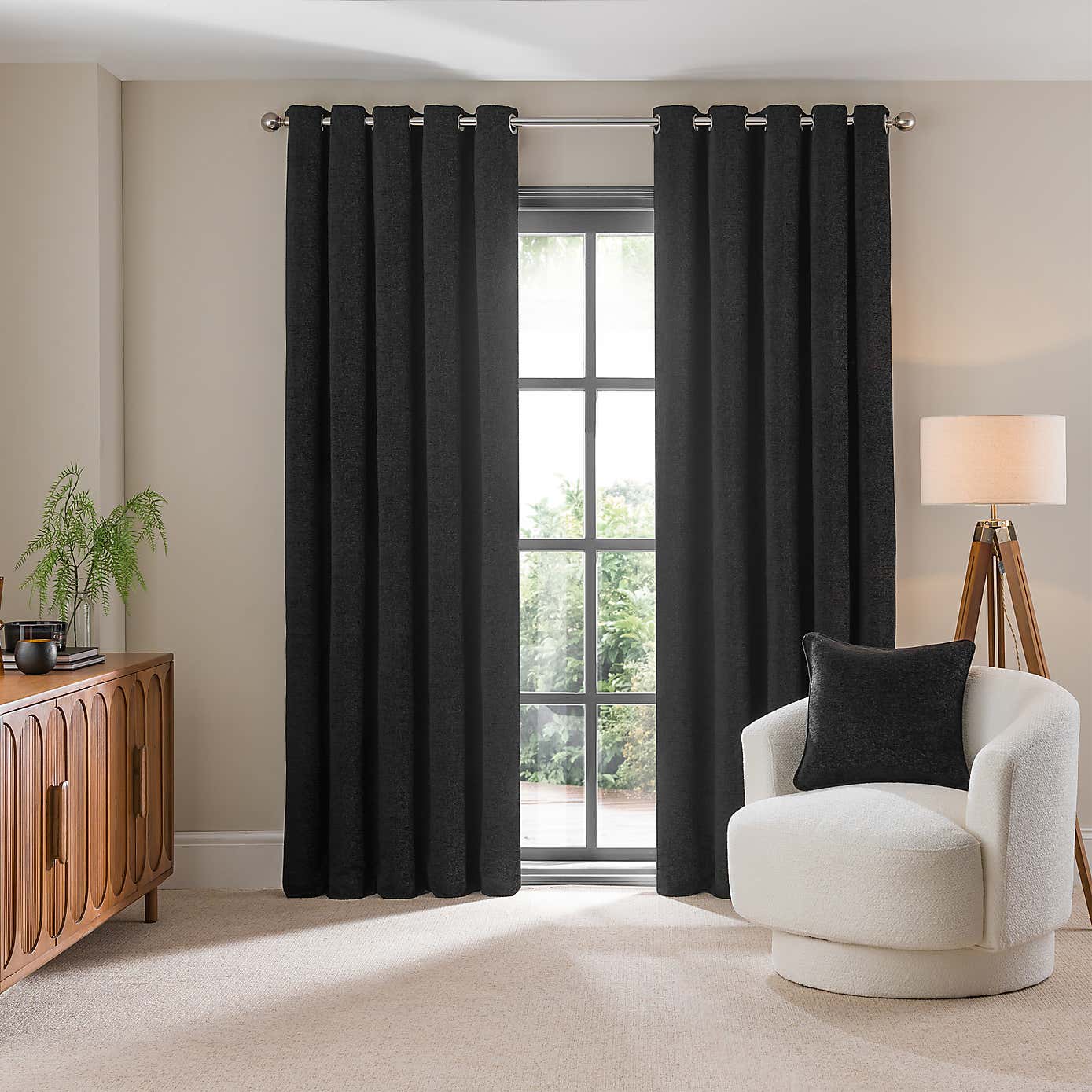 Carousel zoom image position 2 of 5