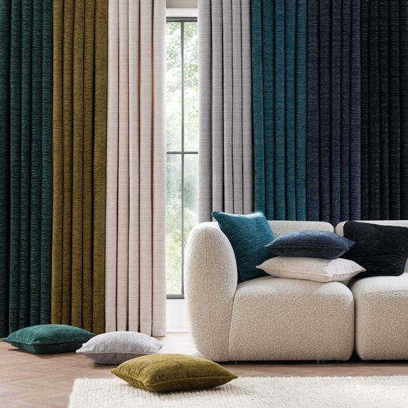 Carousel navigation image position 4 of 8