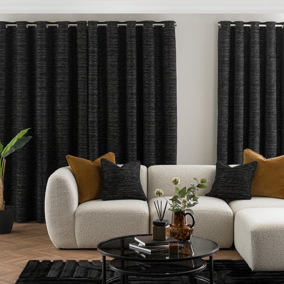 Carousel navigation image position 5 of 8