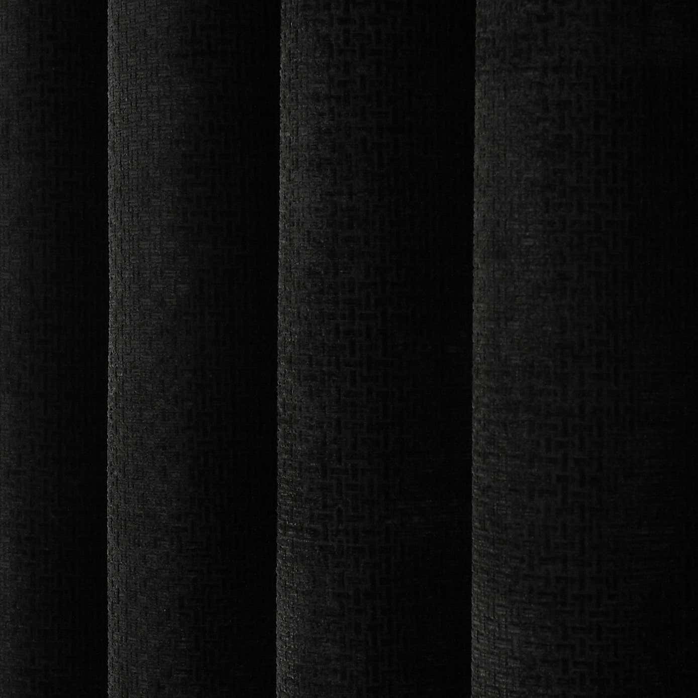 Carousel zoom image position 3 of 5