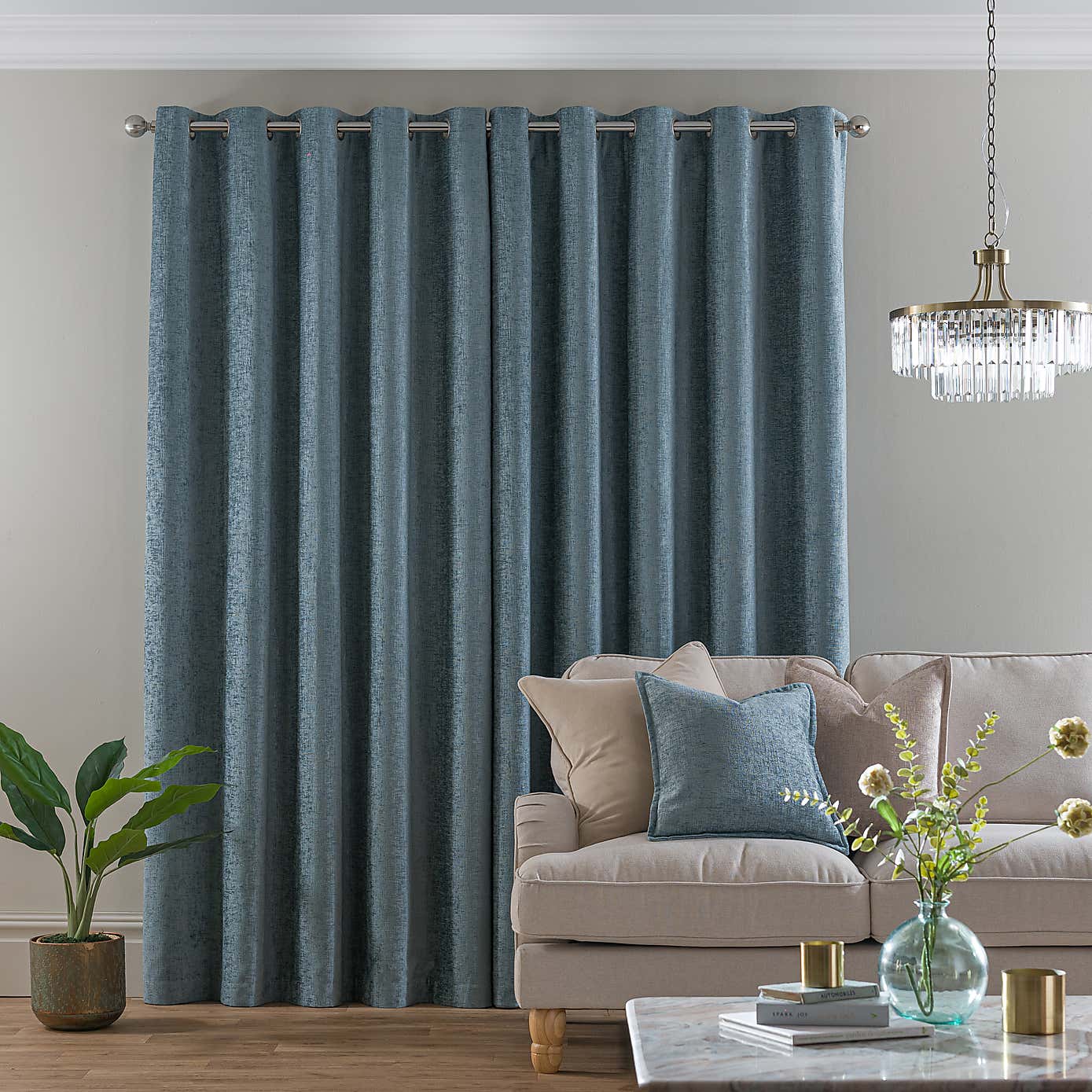 Carousel zoom image position 5 of 7