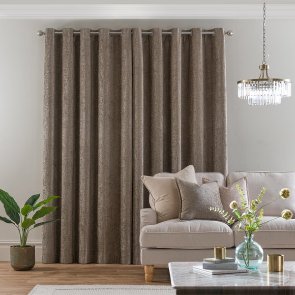 Carousel navigation image position 5 of 8