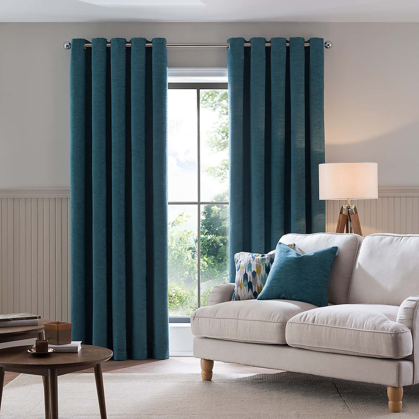 Carousel zoom image position 2 of 5