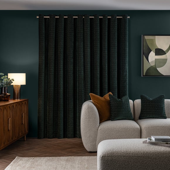 Carousel navigation image position 4 of 6