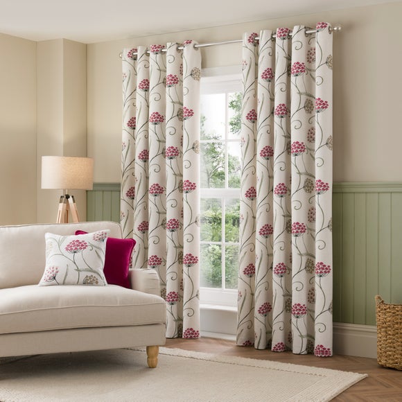 Carousel navigation image position 2 of 6