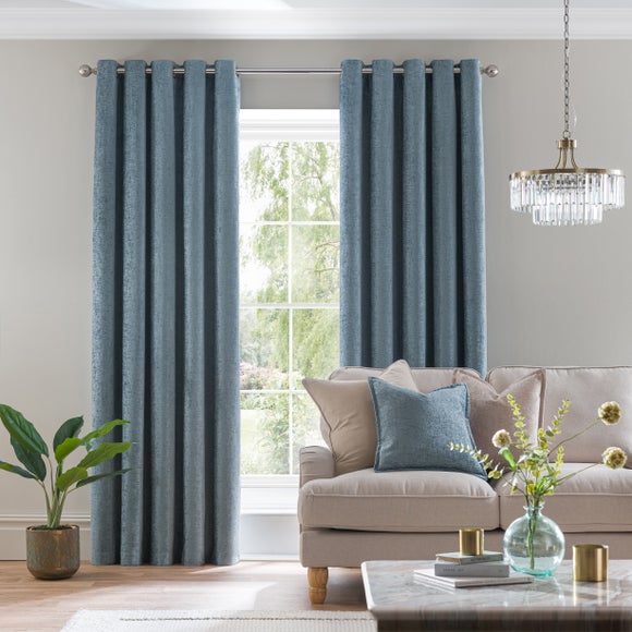 Carousel navigation image position 2 of 8