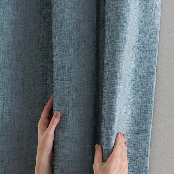 Carousel navigation image position 6 of 8