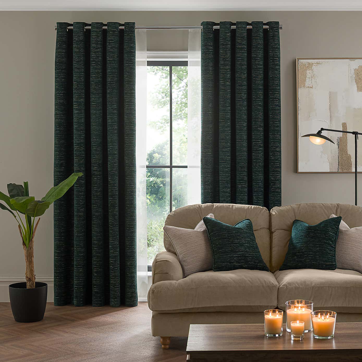 Carousel zoom image position 2 of 7