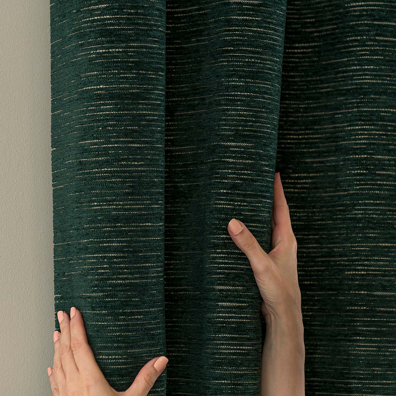 Carousel zoom image position 6 of 7