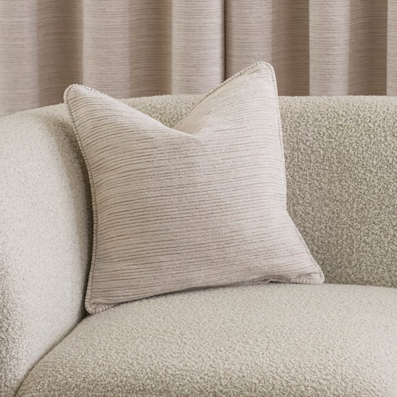 Hemmingway Chenille Cushion