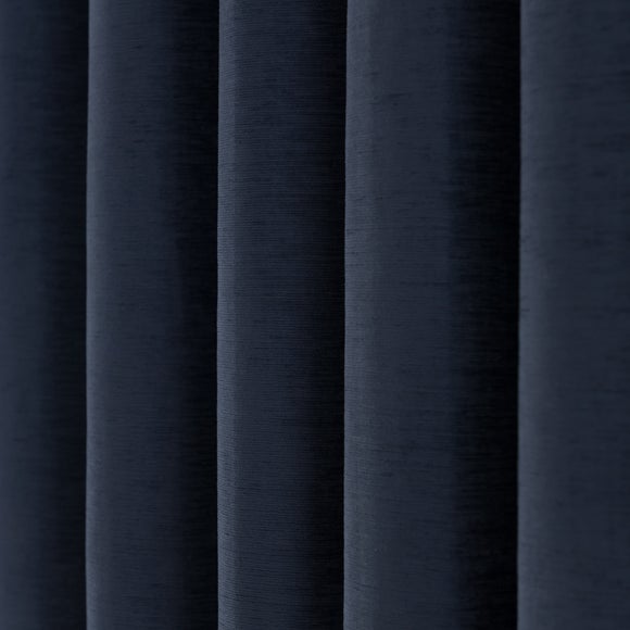 Carousel navigation image position 3 of 6