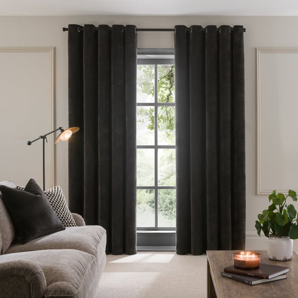 Carousel navigation image position 2 of 6