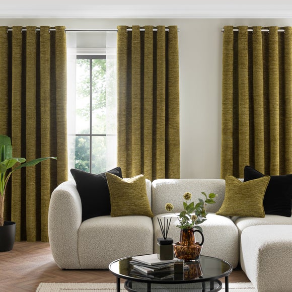 Carousel navigation image position 2 of 8