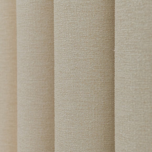 Carousel navigation image position 3 of 6