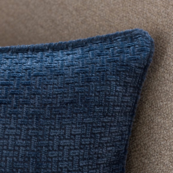 Carousel navigation image position 2 of 3