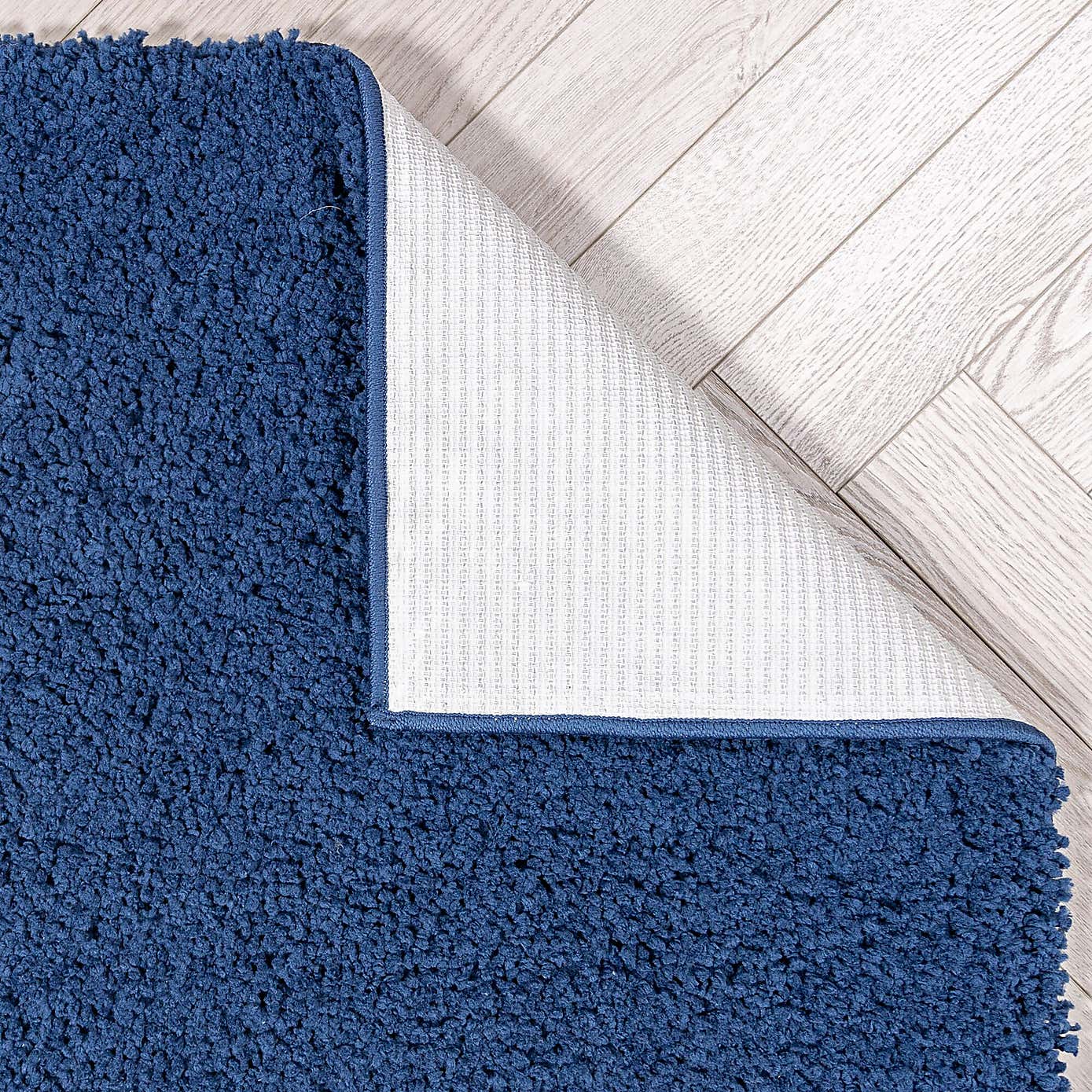 Carousel zoom image position 3 of 6