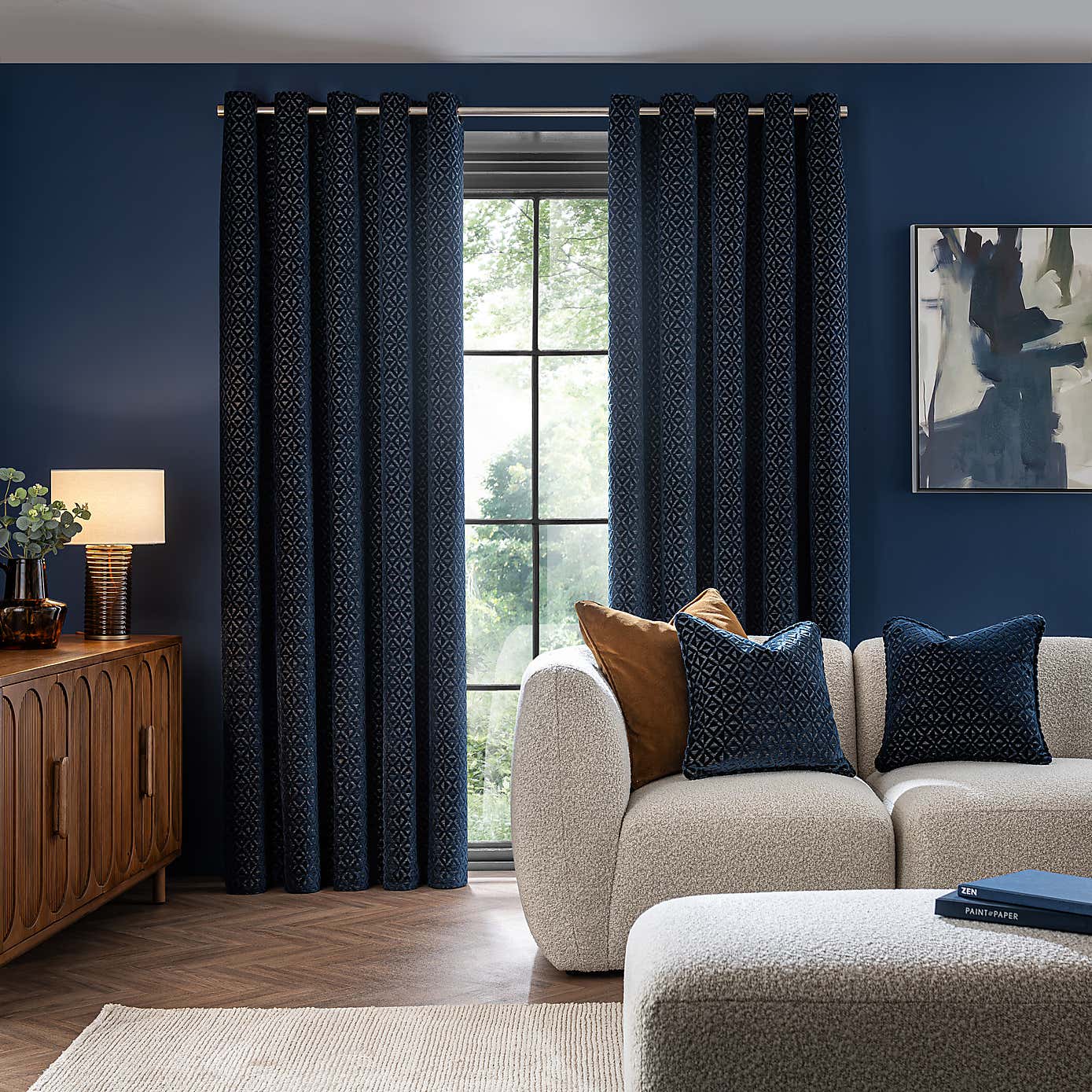 Carousel zoom image position 2 of 5