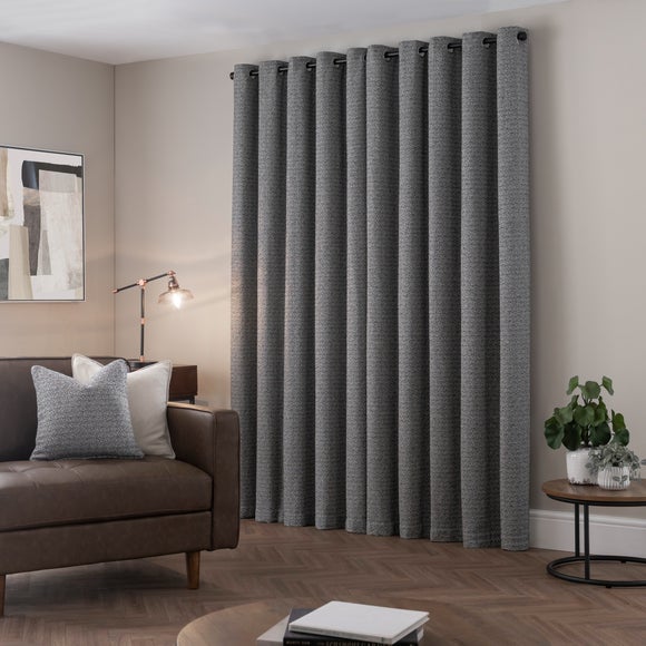 Carousel navigation image position 4 of 6