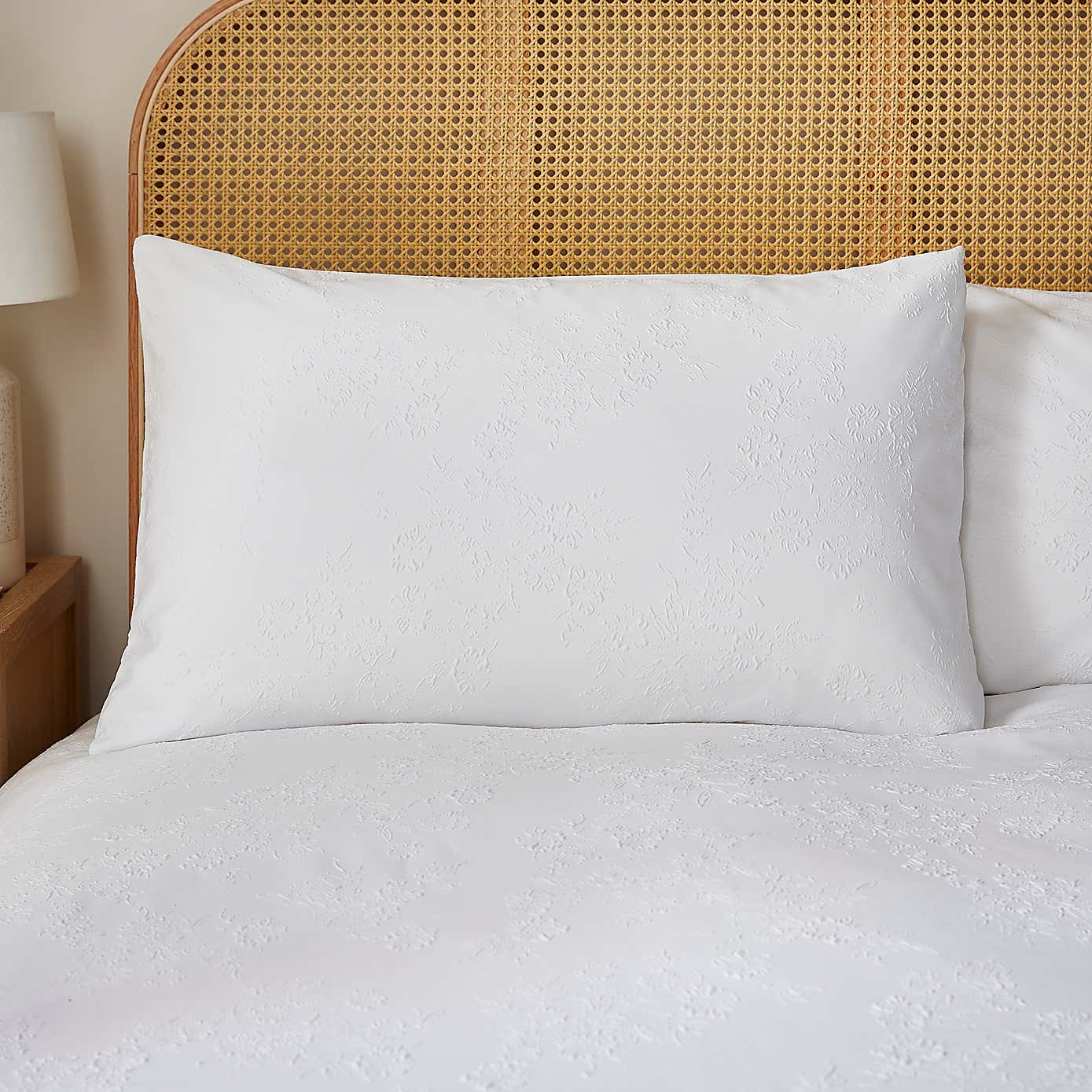 Carousel zoom image position 2 of 5