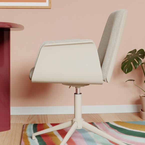 Carousel navigation image position 4 of 8