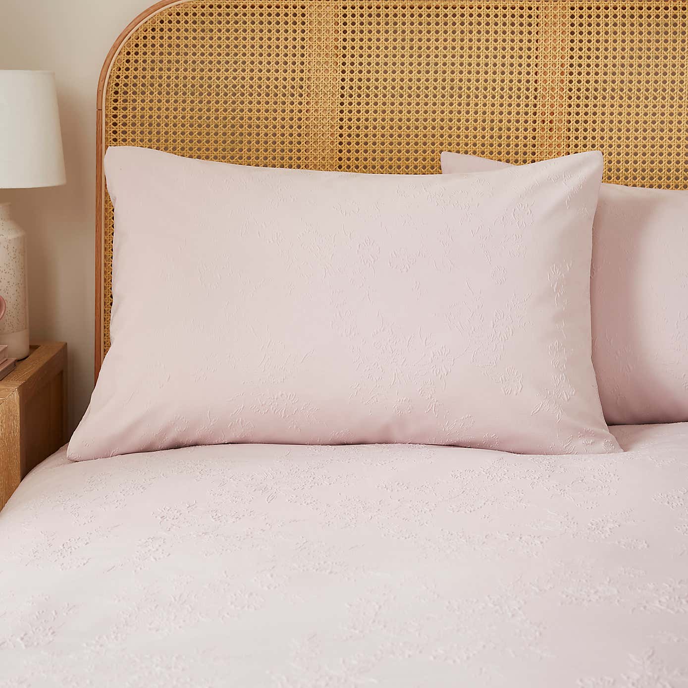 Carousel zoom image position 2 of 5