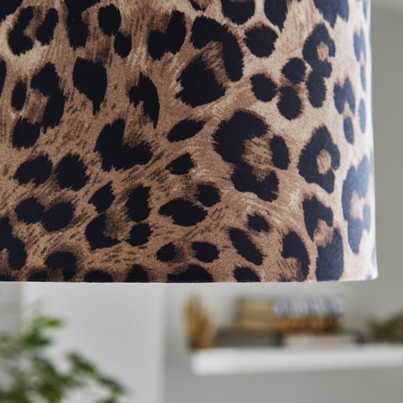 Carousel navigation image position 3 of 4