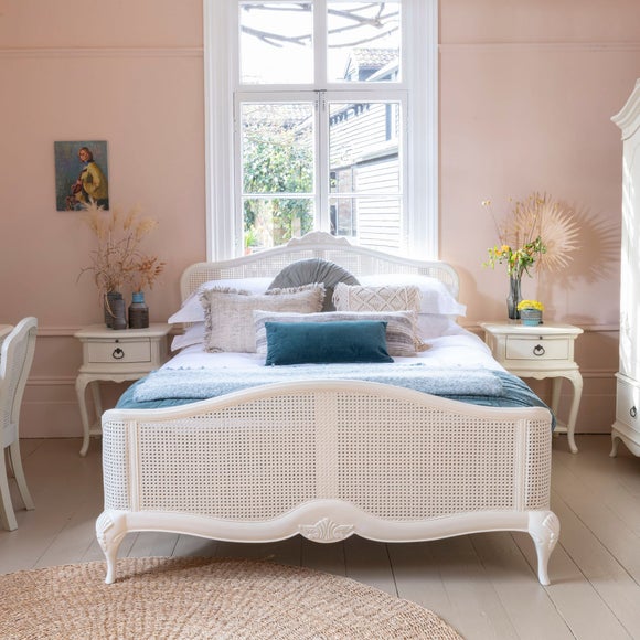 Willis and Gambier Rattan High End Bed Frame