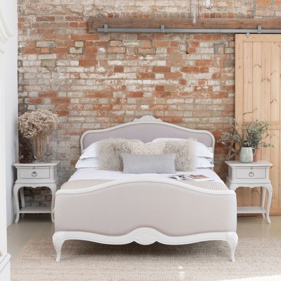 Carousel navigation image position 1 of 7